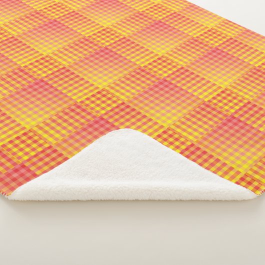 Red Yellow Checker Abstract Pattern Sherpadecke (3/4)