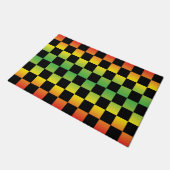 Red Yellow Green Rasta Ombre Checkerboard Fußmatte (Schrägansicht)