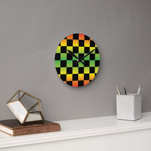 Red Yellow Green Rasta Ombre Checkerboard Runde Wanduhr (Büro)