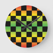 Red Yellow Green Rasta Ombre Checkerboard Runde Wanduhr (Vorderseite)