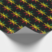 Red Yellow Green Stripes Rasta Weihnachtsschneeflo Geschenkpapier (Ecke)