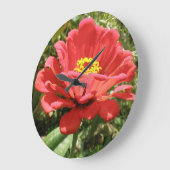 Red Zinnia Wall Clock Große Wanduhr (Winkel)