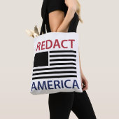REDACT AMERICA T-Shirt Tasche (Von Nahem)