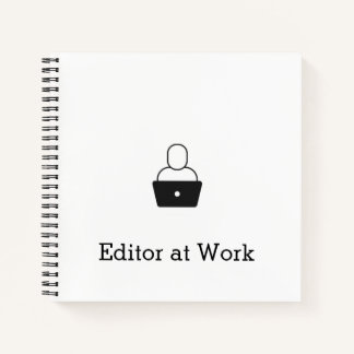 Redakteur im Arbeitsbuch Notizblock