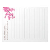 Redbud-Baumstruktur-Zweig im leeren Editor mit Zei Notizblock (Vorderseite)