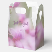 Redbud-Blüten Geschenkschachtel (Geöffnet)