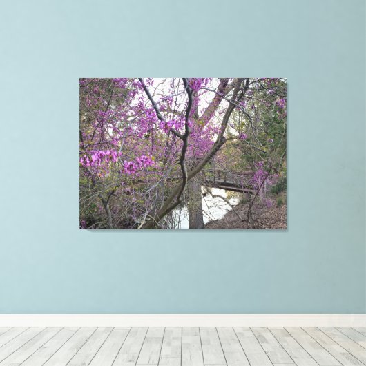 Redbud Bridge Leinwanddruck (Insitu (Holzboden))