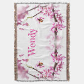 Redbud & Honeybee in Springtime Decke (Vorderseite Vertikal)