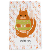 Reddish Brown Squirrel In a Green Sweater Mittlere Geschenktüte (Vorderseite)