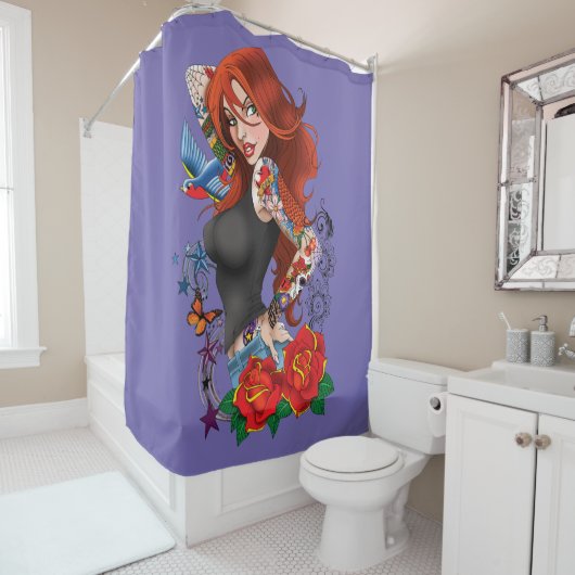 Redhead Frau Tattoos Duschvorhang (Beispiel)