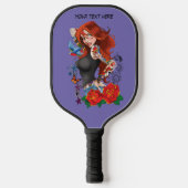 Redhead Frau Tattoos Pickleball Schläger (Vorderseite)