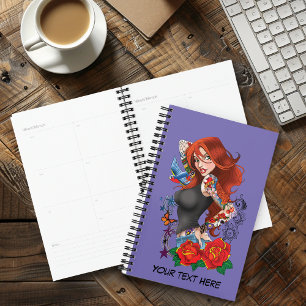 Redhead Frau Tattoos Planer