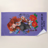 Redhead Frau Tattoos Strandtuch (Vorderseite)