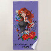 Redhead Frau Tattoos Strandtuch (Vorderseite)