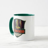 Redwood National Park Illustration Retro Abzeichen Tasse (Vorderseite Links)