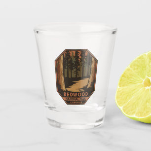 Redwood National Park Minimal Retro Emblem Schnapsglas