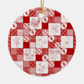 Redwork Stitched-Blume Quilt-RED- Keramik Ornament (Vorne)