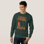 Reel Cool Papa Fishing Vater Sweatshirt (Vorne ganz)