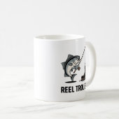 Reel Trouble Mug – Funny Fishing Gift for Anglers Kaffeetasse (VorderseiteRechts)