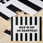 Ref war in Seattle mit Ersatzreferenten Puzzle<br><div class="desc">Ref'd Up In Seattle mit Replacement Schiedsrichter Puzzle. Ein lustiges Rätsel über Sport und Schiedsrichter. Ein lustiges Zitat für alles,  was du gewollt hast.</div>