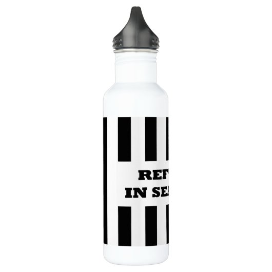 Ref war in Seattle mit Ersatzreferenten Trinkflasche (Links)