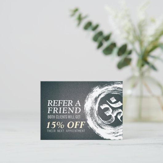 Referenzen für den YOGA Meditation Instructor OM Z Empfehlungskarte (Stehend Vorderseite)