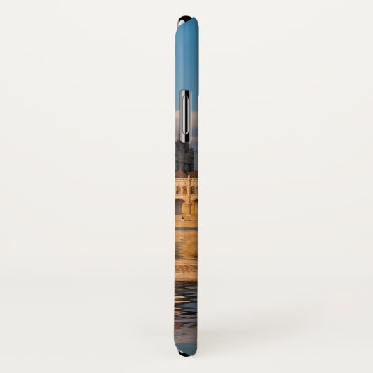 Reflection des Gebäude des Parlaments Case-Mate iPhone Hülle (Hinten/Rechts)