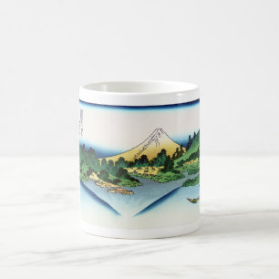 Reflektion im Misaka-See in der Provinz Kai Kaffeetasse