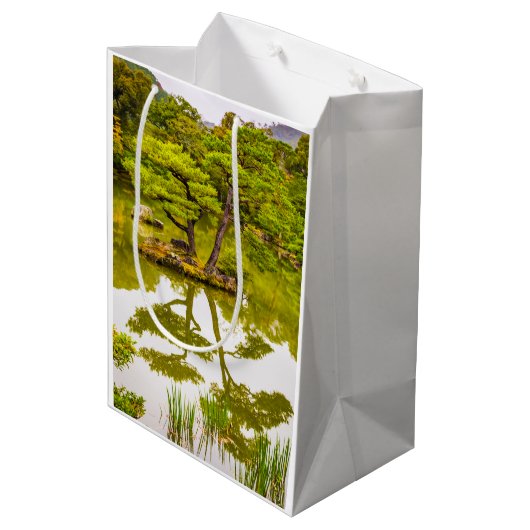 Reflektion Mittlere Geschenktüte (Rückseite Schrägansicht)