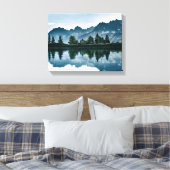 Reflektion von Bergwäldern Leinwanddruck (Insitu (Schlafzimmer))
