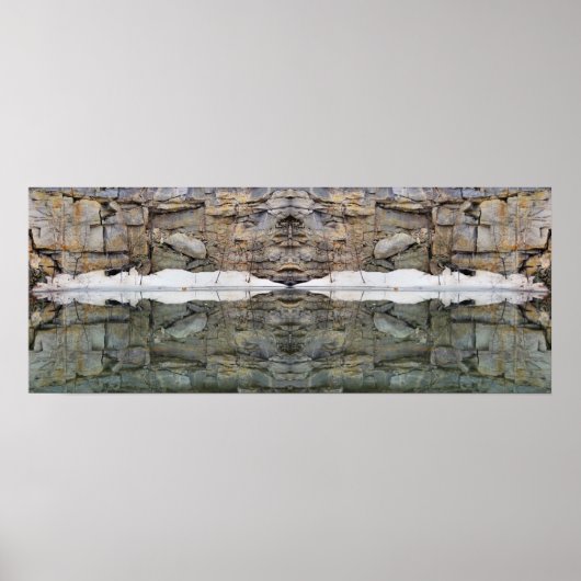 Reflektionen an der Felsenwand im Teichspiegel Abs Poster (Vorne)