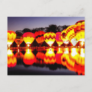 Reflektionen von Heißluftballons Postkarte