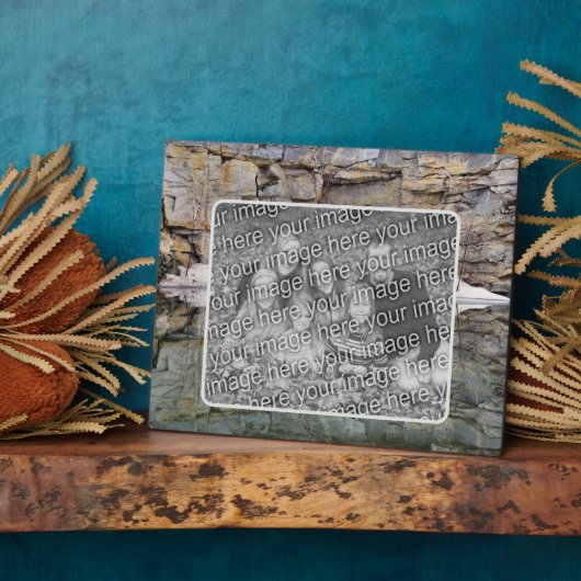 Reflektoren an der Felsenwand ergänzen den eigenen Fotoplatte (Seite)