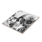 Reflexion. Blumenlandschaftsschädel Fliese (Seite)