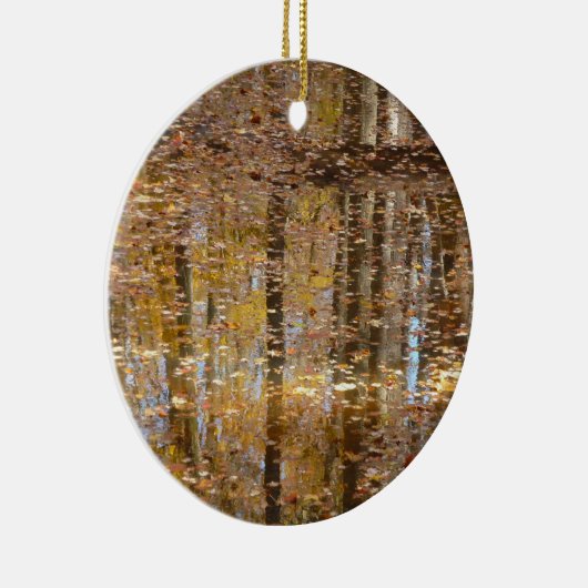 Reflexion über den Still Creek im Greenbelt Park Keramik Ornament (Rechts)