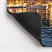 Reflexionen auf Portofino, Italien Mousepad (Ecke)