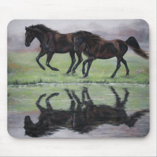Reflexionen - schwarzes Pferdmousepad Mousepad