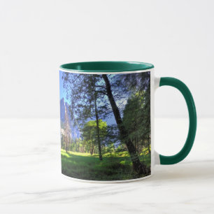 Reflexionen von Fällen Tasse