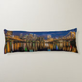 Reflexionen von Pittsburgh Seitenschläferkissen (Rückseite)