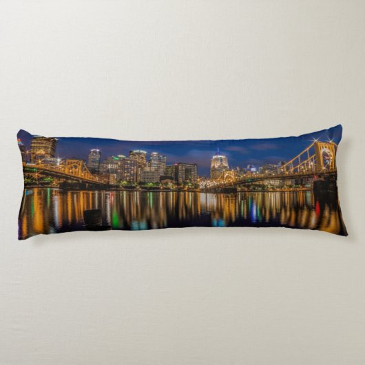 Reflexionen von Pittsburgh Seitenschläferkissen (Rückseite)