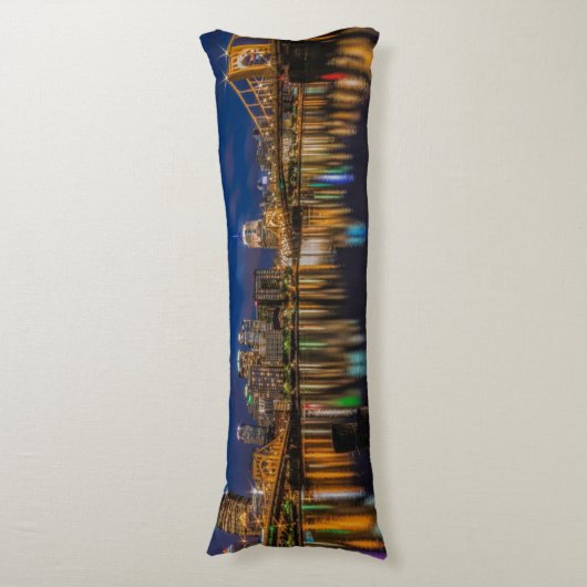 Reflexionen von Pittsburgh Seitenschläferkissen (Vorderseite Vertikal)