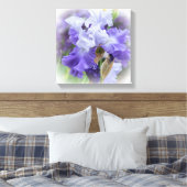 Regal Bearded Iris - Lila & weiß Leinwanddruck (Insitu (Schlafzimmer))
