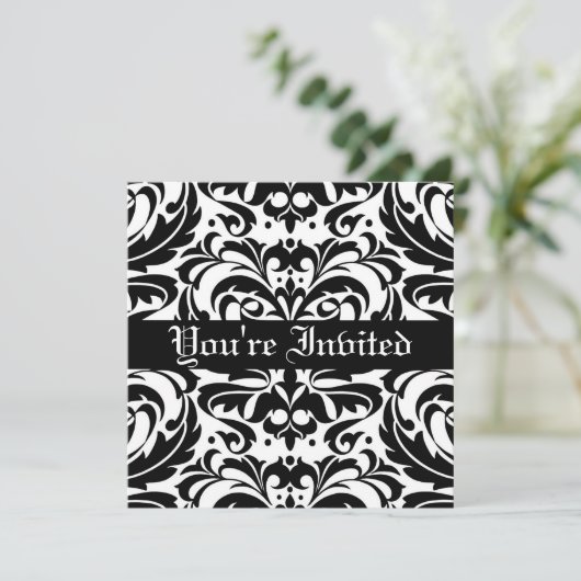 Regal Black & White Damask Scroll Einladung (Stehend Vorderseite)