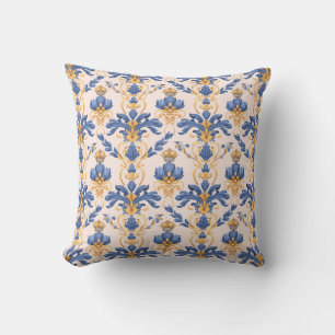 Regal Bloom Tapestry Princesscore Kissen