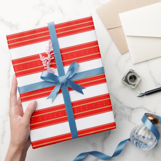 Regal Christmas Stripes Geschenkpapier (Schenken)