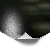 Regal Ebony Portrait Intense Gaze Gold Hoops Fotodruck (Ecke)