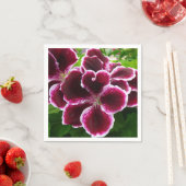 Regal Geranium Flowers Elegant Maroon Floral Lugga Serviette (Beispiel)