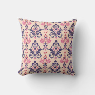 Regal Romance Damask Princesscore Kissen