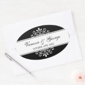 Regal wirbeln schwarzes Oval aus der Stadt Geschen Ovaler Aufkleber (Umschlag)