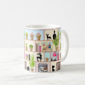Regale mit Blume, Büchern und Dekorationen Kaffeetasse (VorderseiteRechts)